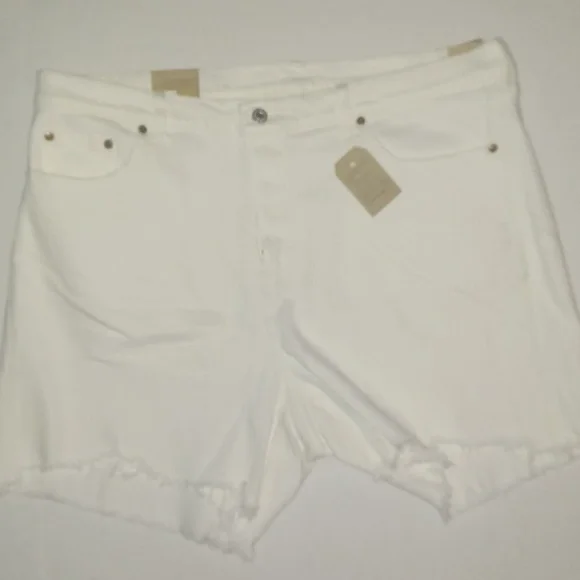 Levi's 501 Button-Fly Shorts White Size-18W NWT - Picture 4 of 5